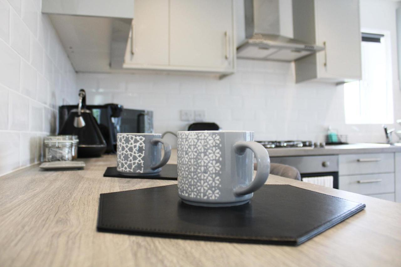 - Private Flat With Parking 09 Apartment Abingdon-on-Thames