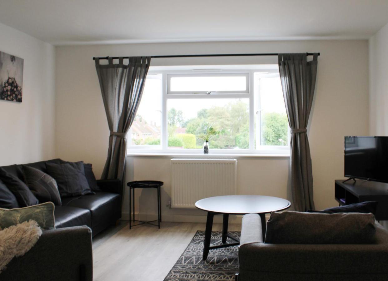 - Private Flat With Parking 09 Abingdon-on-Thames